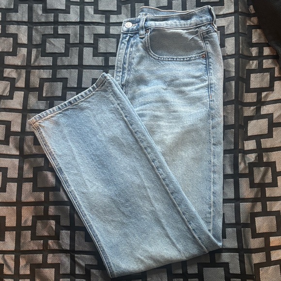 American Eagle Outfitters Denim - American Eagle straight leg relaxed jeans